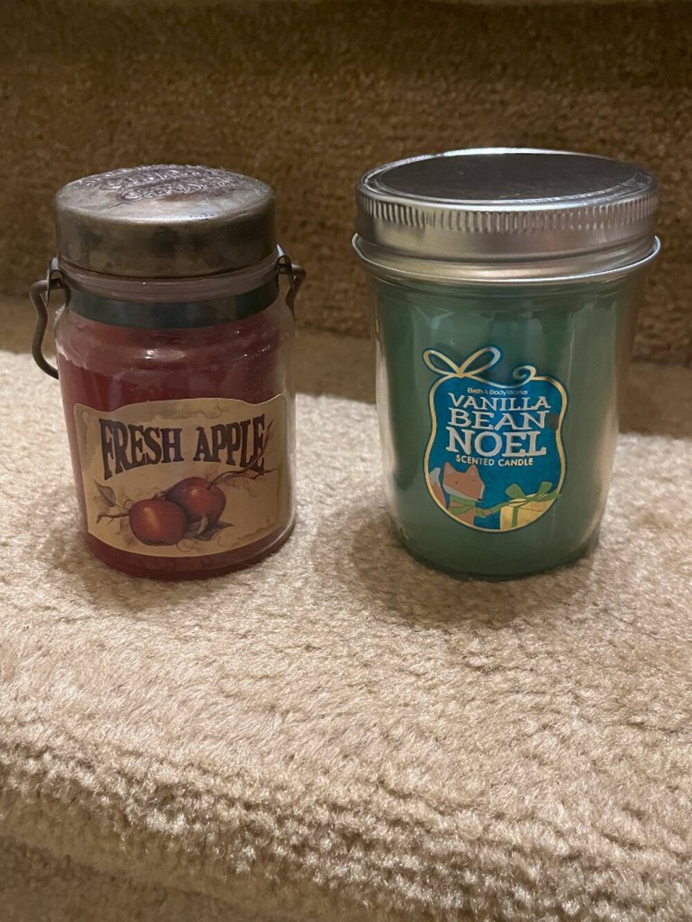 Lot of 2 candles - New